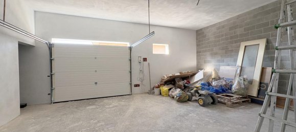 Casa de 4 habitaciónes en Bovolone, Italy No. 237430 12