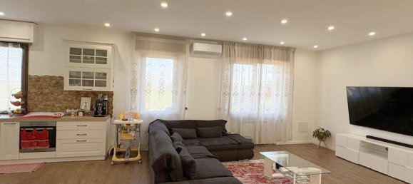 Casa de 4 habitaciónes en Bovolone, Italy No. 237430 6