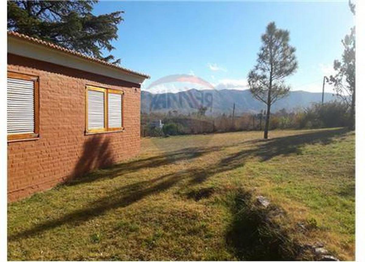 3 bedrooms House in Cordoba, Argentina No. 60773