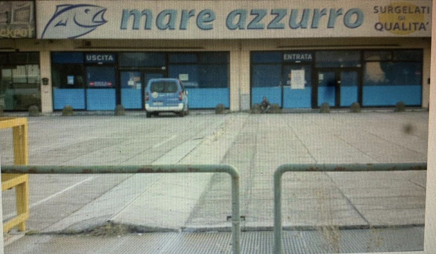 2 rooms Commercial property in Brescia, Italy No. 114323