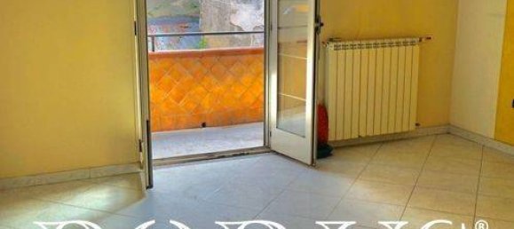 3 Schlafzimmer Villa in Trentola Ducenta, Italy, Nr. 176188 12