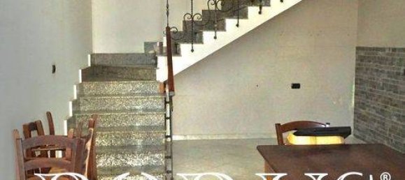 3 Schlafzimmer Villa in Trentola Ducenta, Italy, Nr. 176188 4