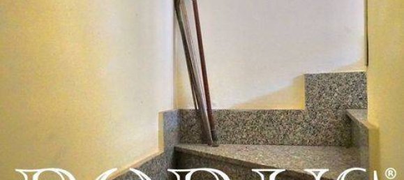 3 Schlafzimmer Villa in Trentola Ducenta, Italy, Nr. 176188 15