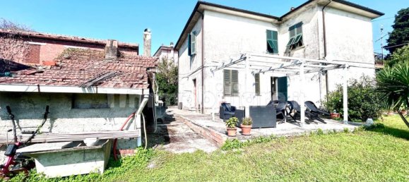 5 غرف نوم فيلا في Castelnuovo Magra, Italy رقم 293441 4