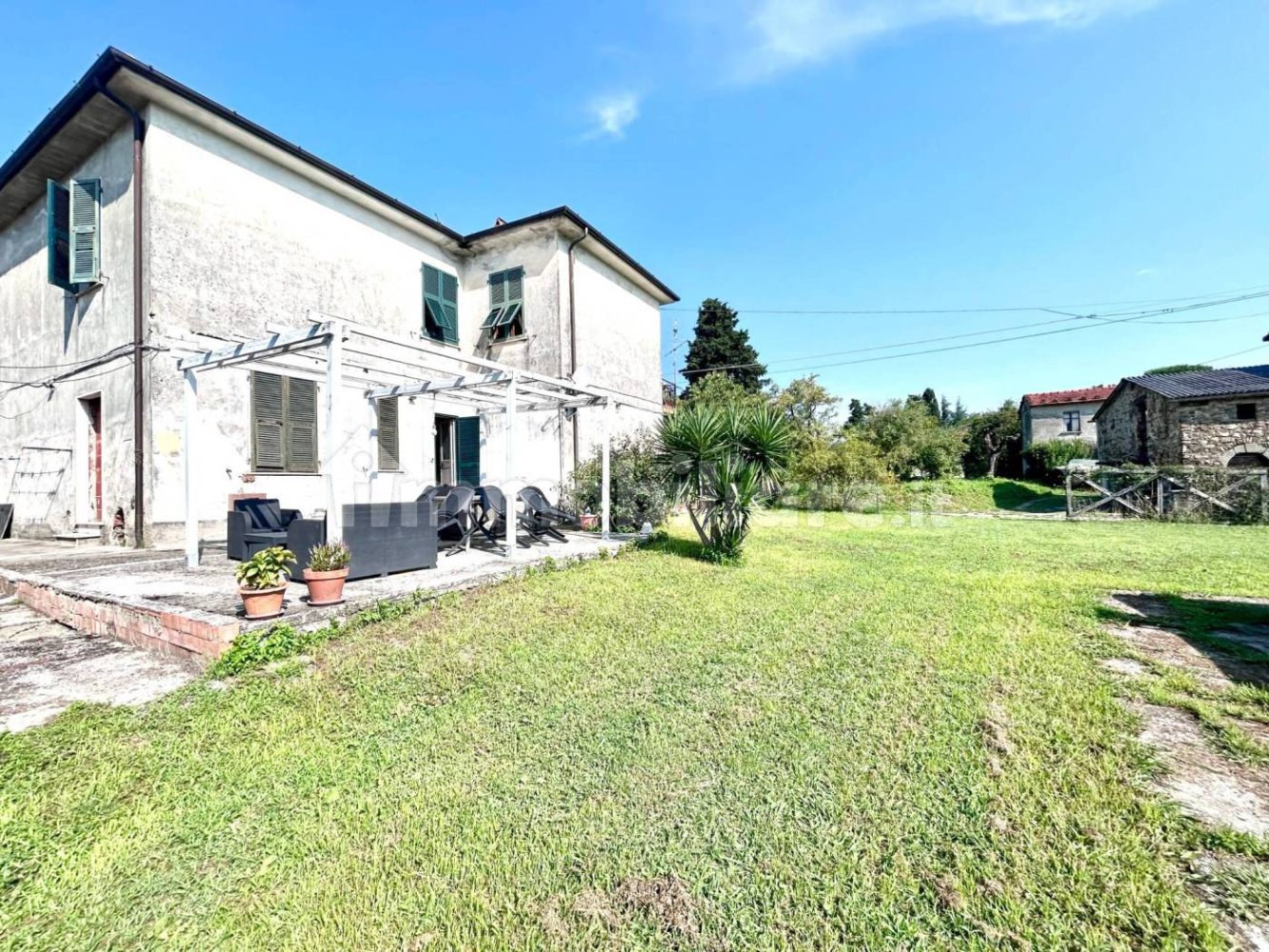 5 غرف نوم فيلا في Castelnuovo Magra, Italy رقم 293441