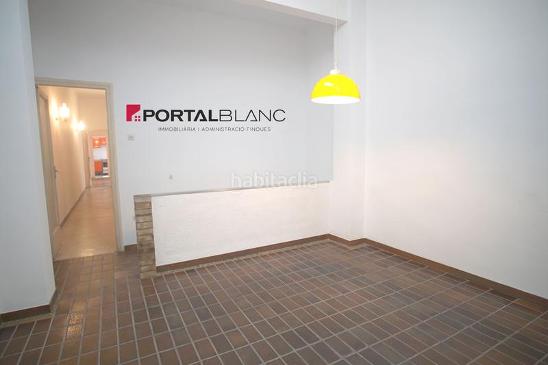 Propiedad comercial de 3 dormitorios en Granollers, Spain No. 204729