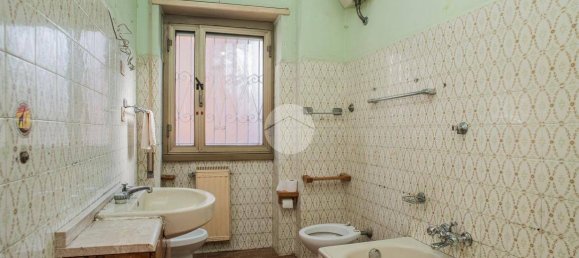 2 bedrooms Apartment in Rome, Italy No. 333611 17