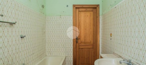 2 bedrooms Apartment in Rome, Italy No. 333611 18