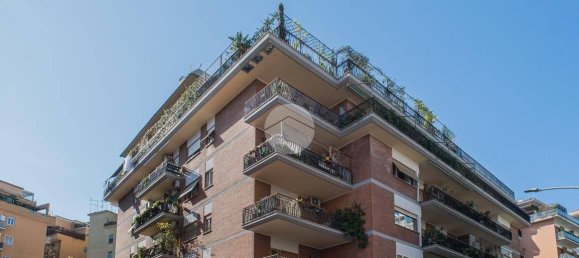 2 bedrooms Apartment in Rome, Italy No. 333611 30