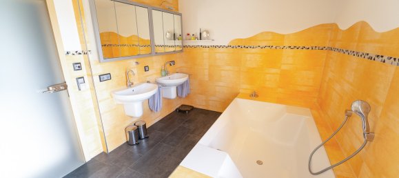 Duplex de 4 divisões em Tuttlingen, Germany N.º 228606 13