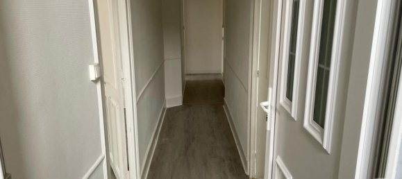 Casa de 6 dormitorios en Sancoins, France No. 215615 20