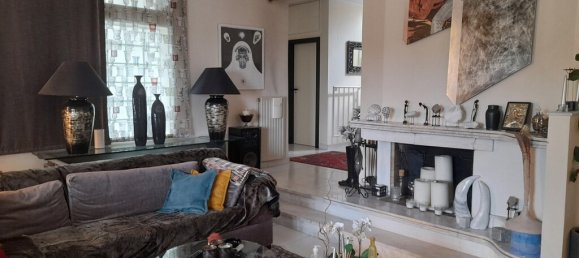 4 bedrooms Property in Panorama, Greece No. 53597 7