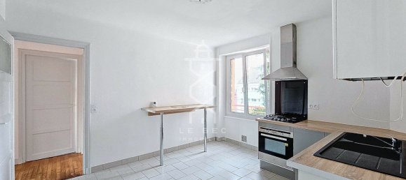 2 bedrooms Apartment in Lorient, France No. 96282 3