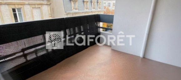 Apartamento de 2 dormitorios en Epinal, France No. 158543 2