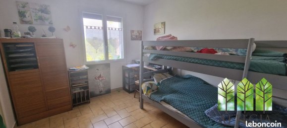 4 bedrooms House in Montgivray, France No. 272014 19