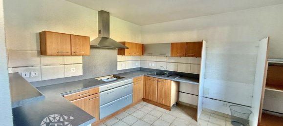 3 bedrooms House in Pyrenees-Orientales, France No. 338739 6