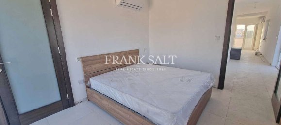 Квартира с 1 спальней в Пьета, Мальта № 7390 2