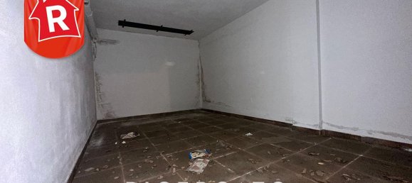  مرآب في Lecce, Italy 25متر مربع رقم 105336 4