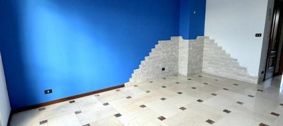 3-Zimmer Wohnung in Turin, Italy, Nr. 237480 4