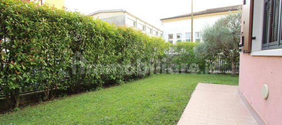 2 chambres Appartement à Verona, Italy No. 315486 24