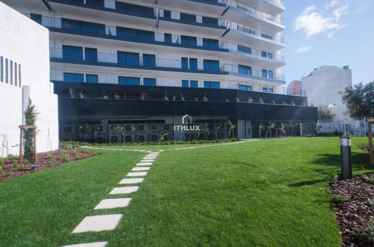 3 bedrooms Apartment in Lisbon, Portugal No. 2470