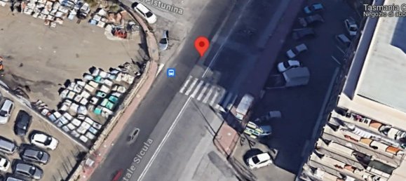 5 rooms Apartment in Messina, Italy No. 43665 6