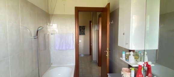 3 rooms Apartment in Milan, Italy No. 290542 44