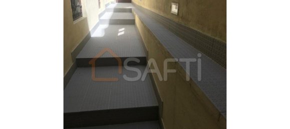 2 bedrooms Apartment in Porto, Portugal No. 56823 18