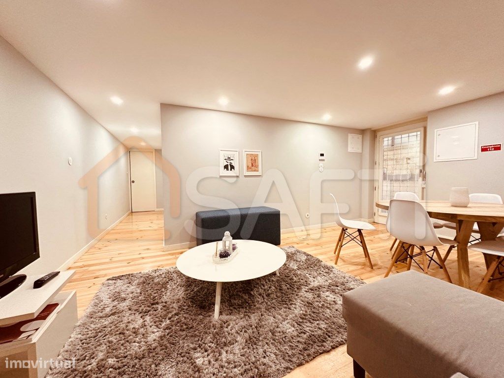 2 bedrooms Apartment in Porto, Portugal No. 56823