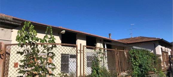 Almacén en Leggiuno, Italy 314 m² No. 116026 2