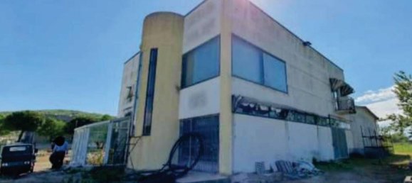 Imóvel comercial em Gualdo Cattaneo, Italy 978 m² N.º 346434 10