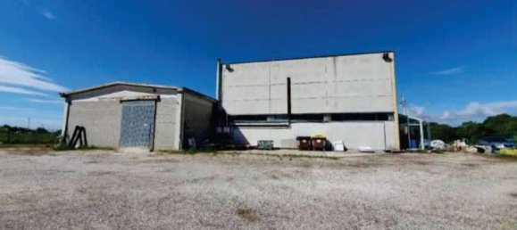 Imóvel comercial em Gualdo Cattaneo, Italy 978 m² N.º 346434 3