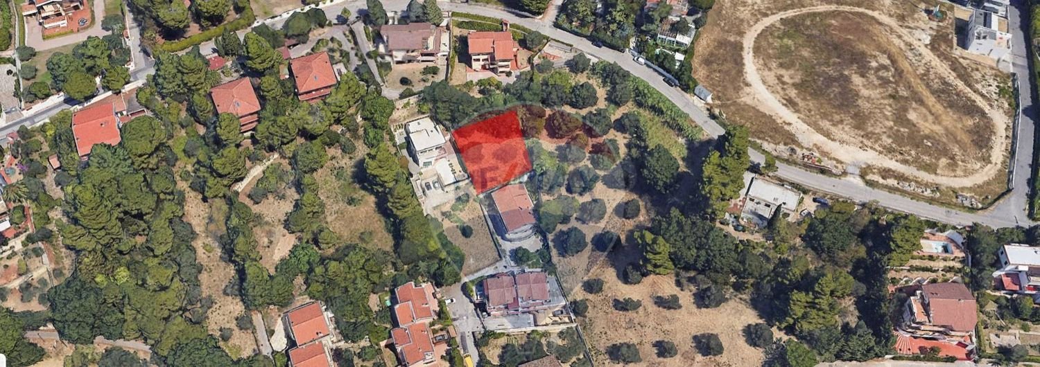 Terreno en Montesilvano, Italy No. 312765