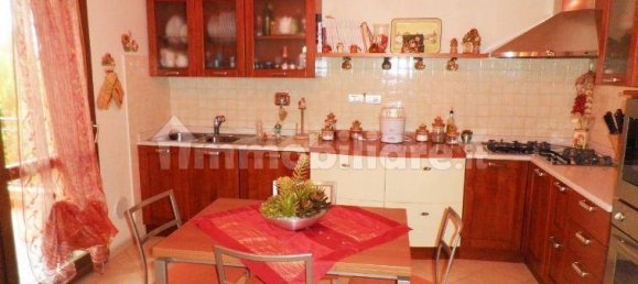 3 bedrooms Villa in Montescudaio, Italy No. 144155 4