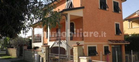 3 bedrooms Villa in Montescudaio, Italy No. 144155 17