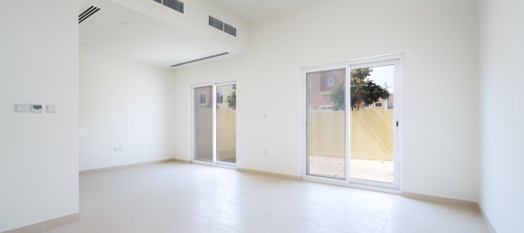 3 غرف نوم تاون هاوس في Dubai Land, UAE رقم 2705 9