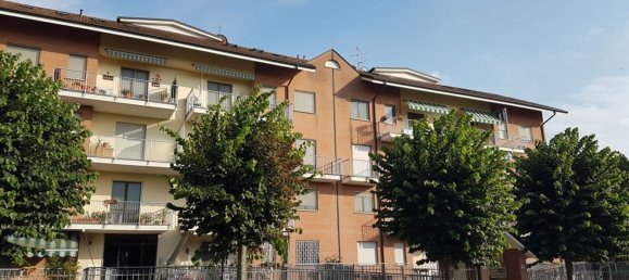 7 rooms Apartment in Brandizzo, Italy No. 151800 19