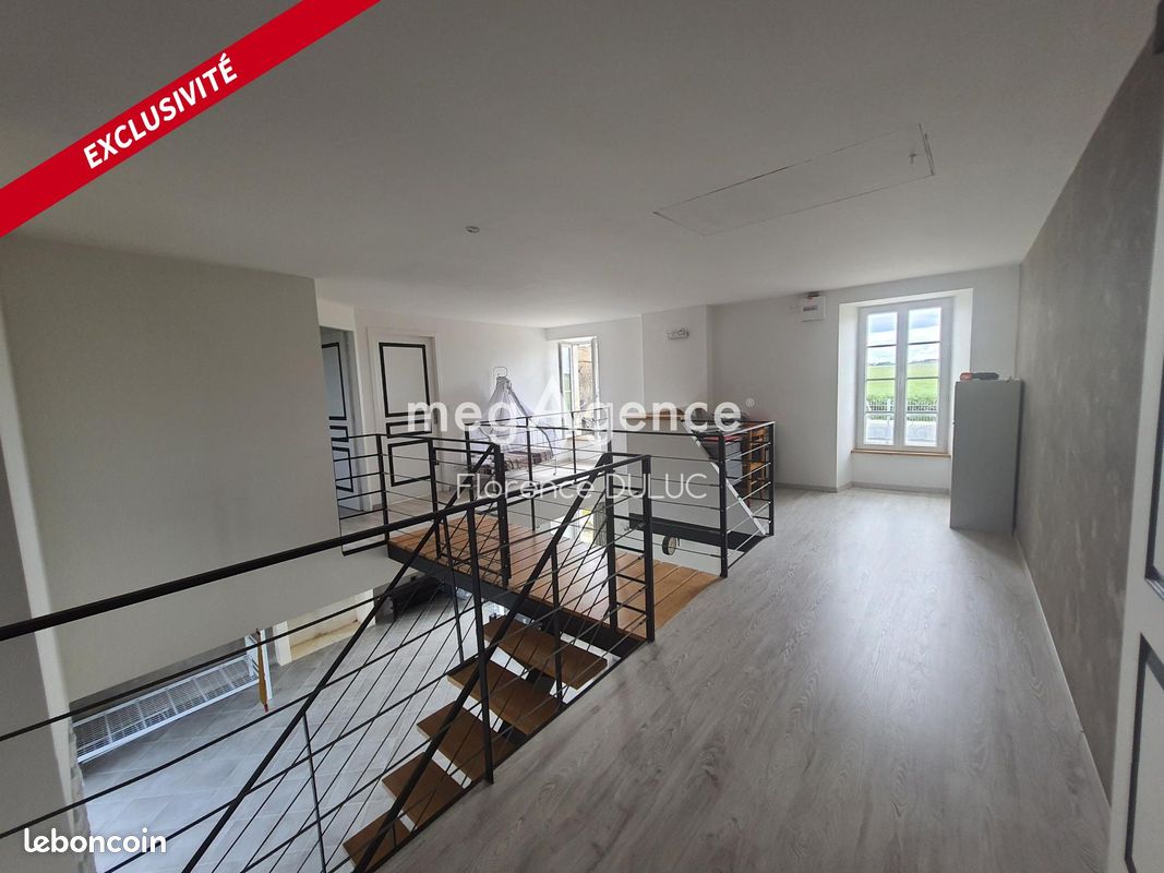 4 bedrooms House in Saint-Jean-d'Angely, France No. 107211