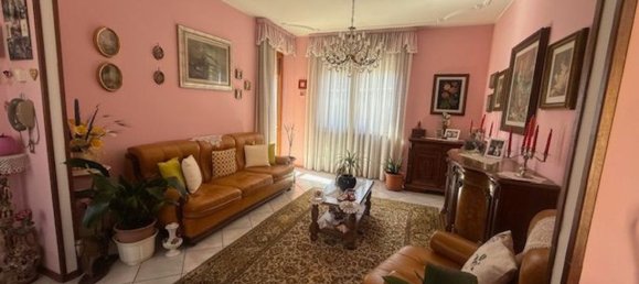 5 rooms House in Borgosesia, Italy No. 46575 11