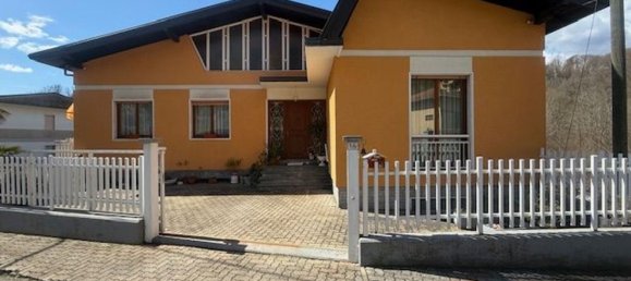 5 rooms House in Borgosesia, Italy No. 46575 9