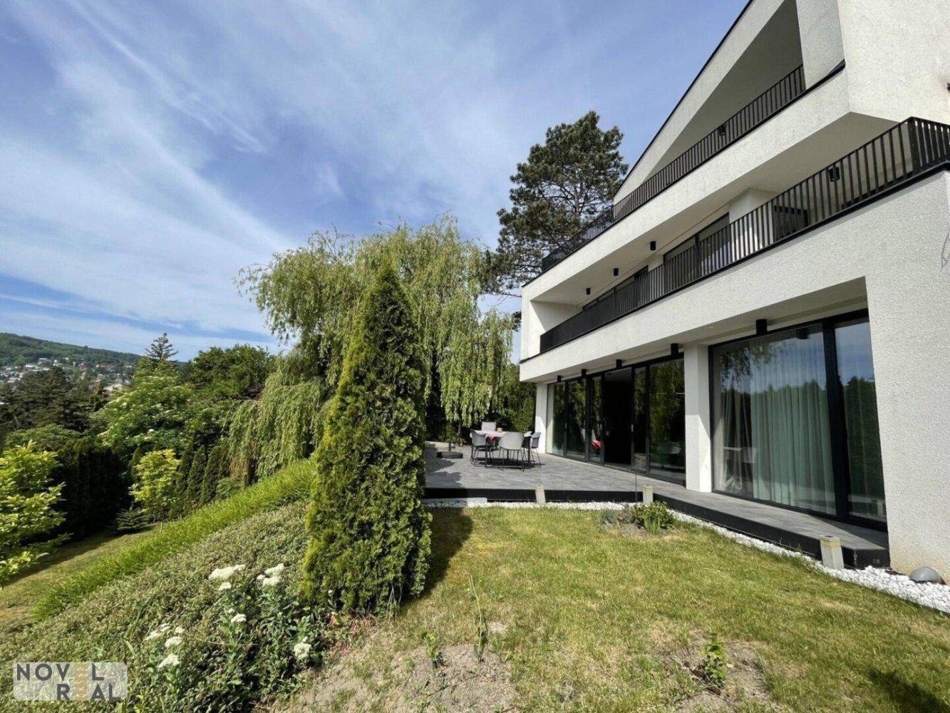 6 rooms House in Dobling, Austria No. 156399