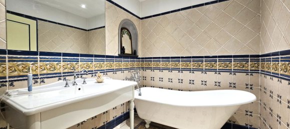 2 bedrooms House in Isere, France No. 196069 11