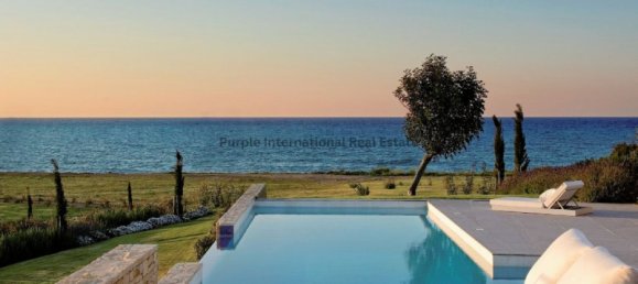 5 bedrooms Villa in Paphos, Cyprus No. 3912 2