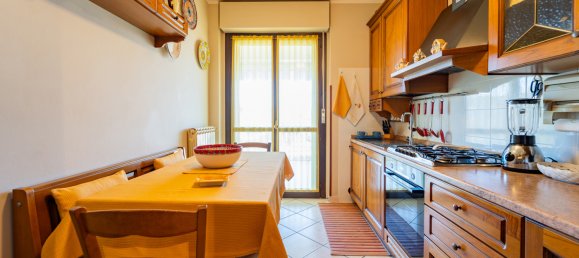 3 bedrooms Apartment in Genola, Italy No. 149785 4
