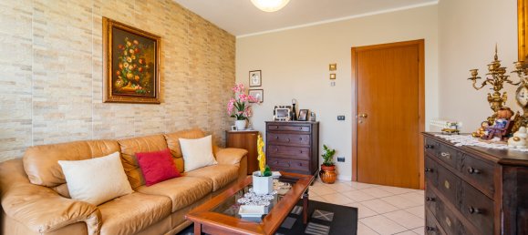 3 bedrooms Apartment in Genola, Italy No. 149785 14