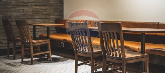 3 rooms Commercial property in Mantua, Italy No. 265356 3