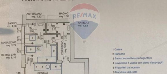 3 rooms Commercial property in Mantua, Italy No. 265356 12