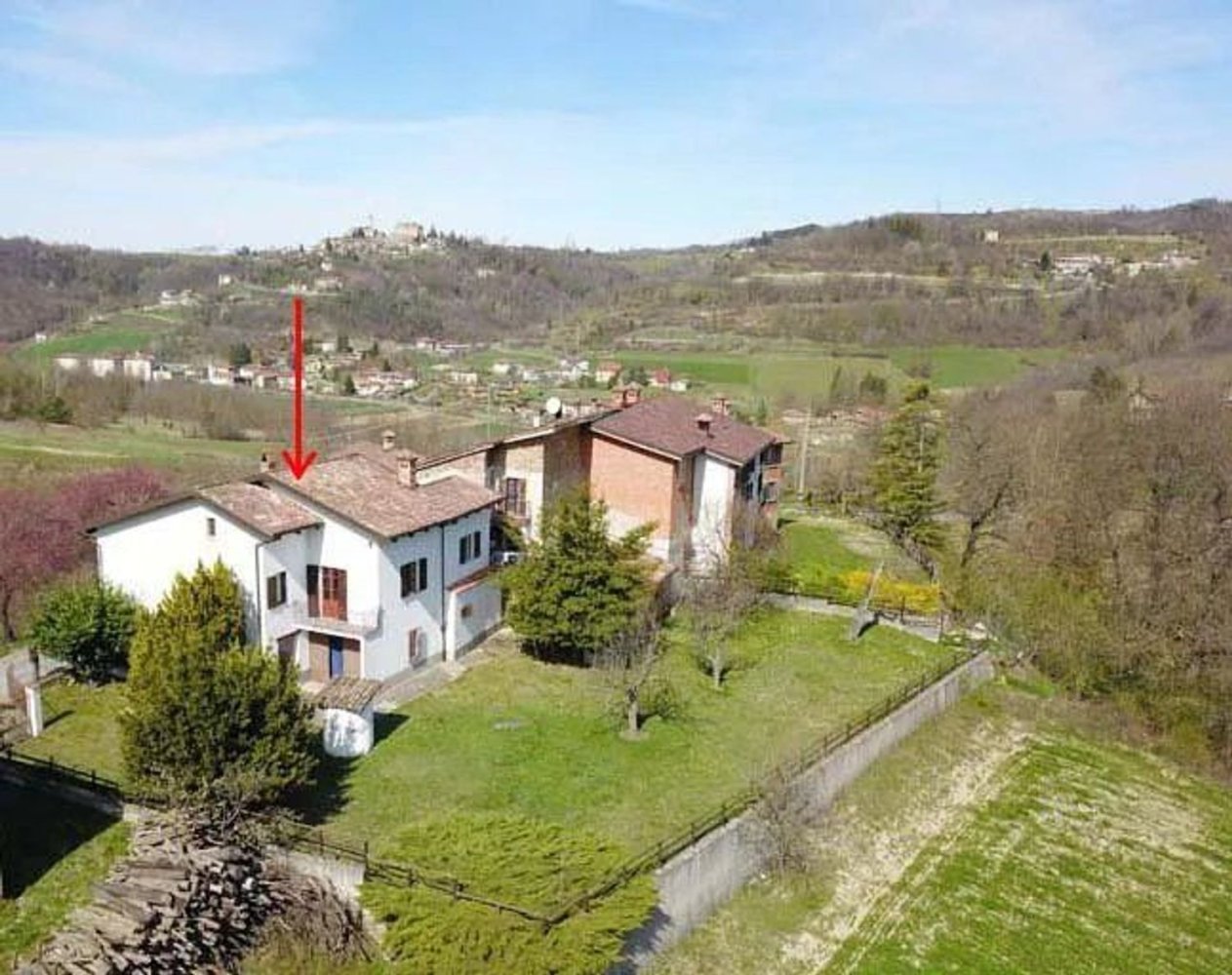 8-Zimmer Haus in Sale delle Langhe, Italy, Nr. 152230