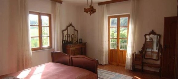 8-Zimmer Haus in Sale delle Langhe, Italy, Nr. 152230 19
