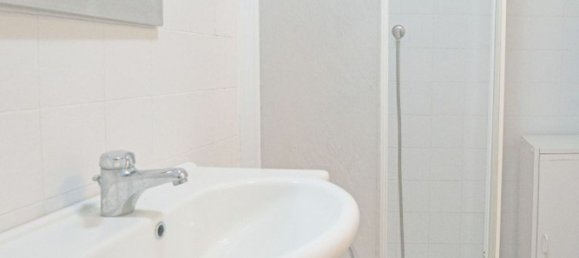 Apartamento de 2 habitaciónes en Grosseto, Italy No. 117978 6